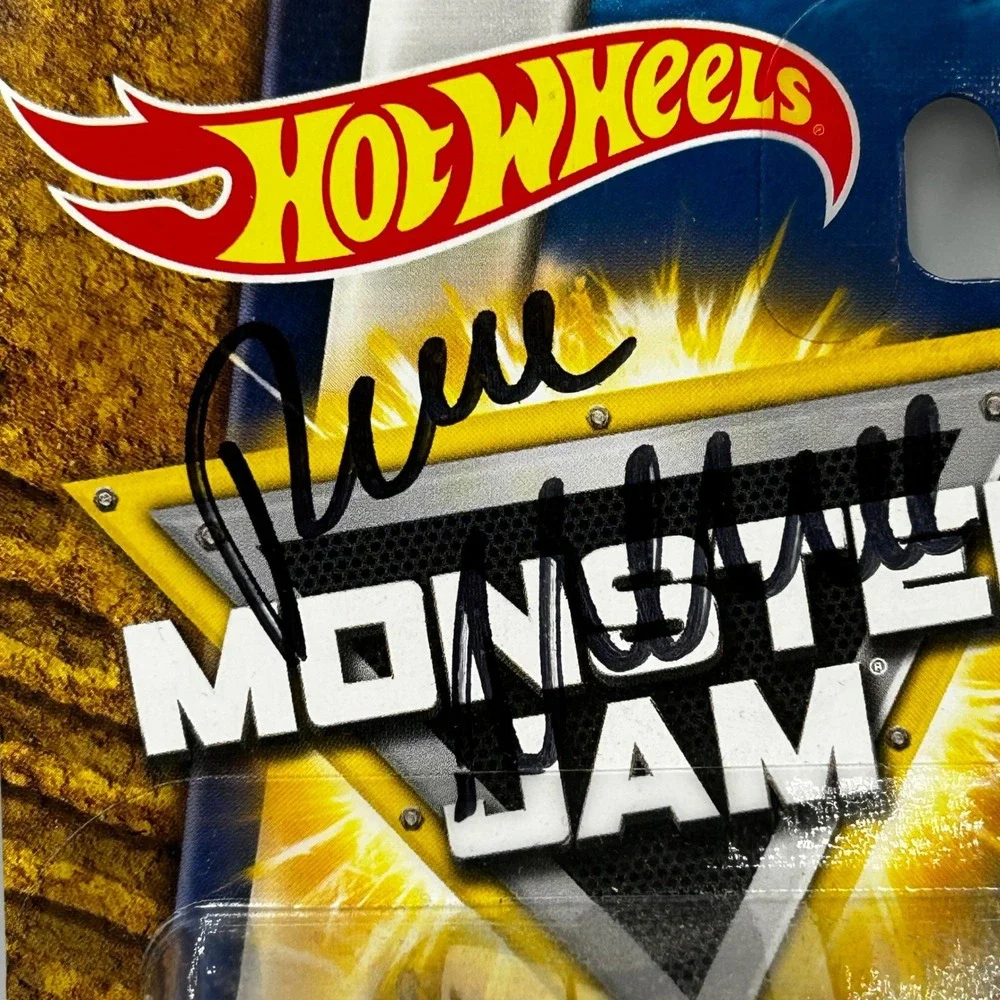 Hot Wheels Monster Jam Overkill Evolution Blue Rene Casey Autograph Storage Wars